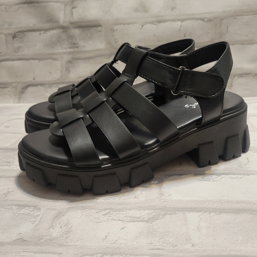 Black Chunky Sandals